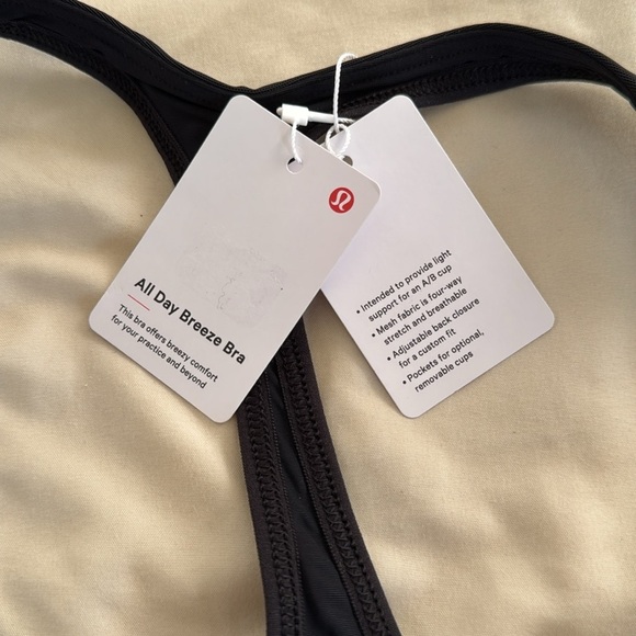 Lululemon All day breeze bra black size 10 NWT - Picture 2 of 10